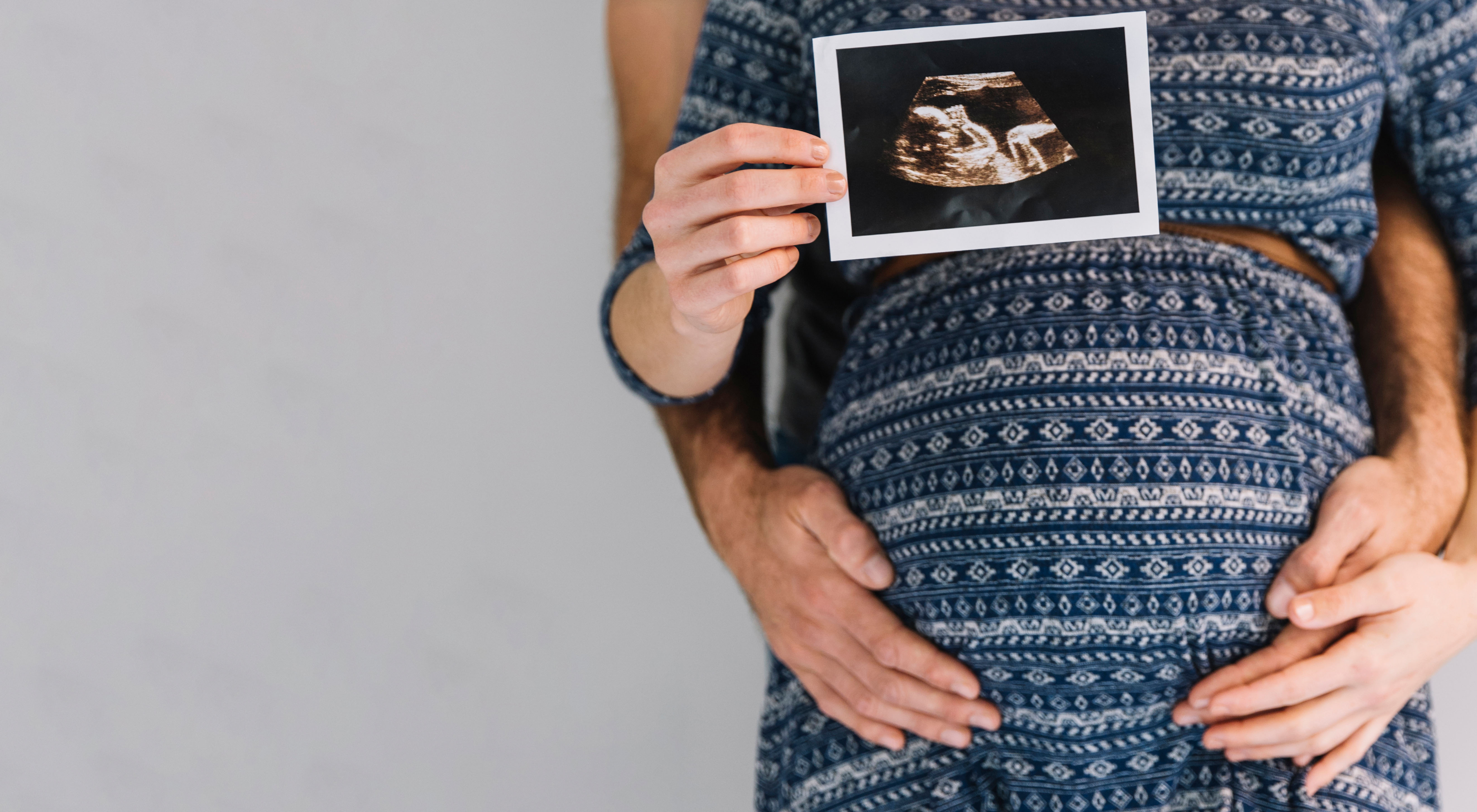 Prophylaxe in der Schwangerschaft: Für die Zahngesundheit von Mutter & Kind
